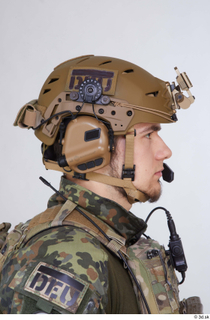 Photos Frankie Perry US Army head helmet 0007.jpg